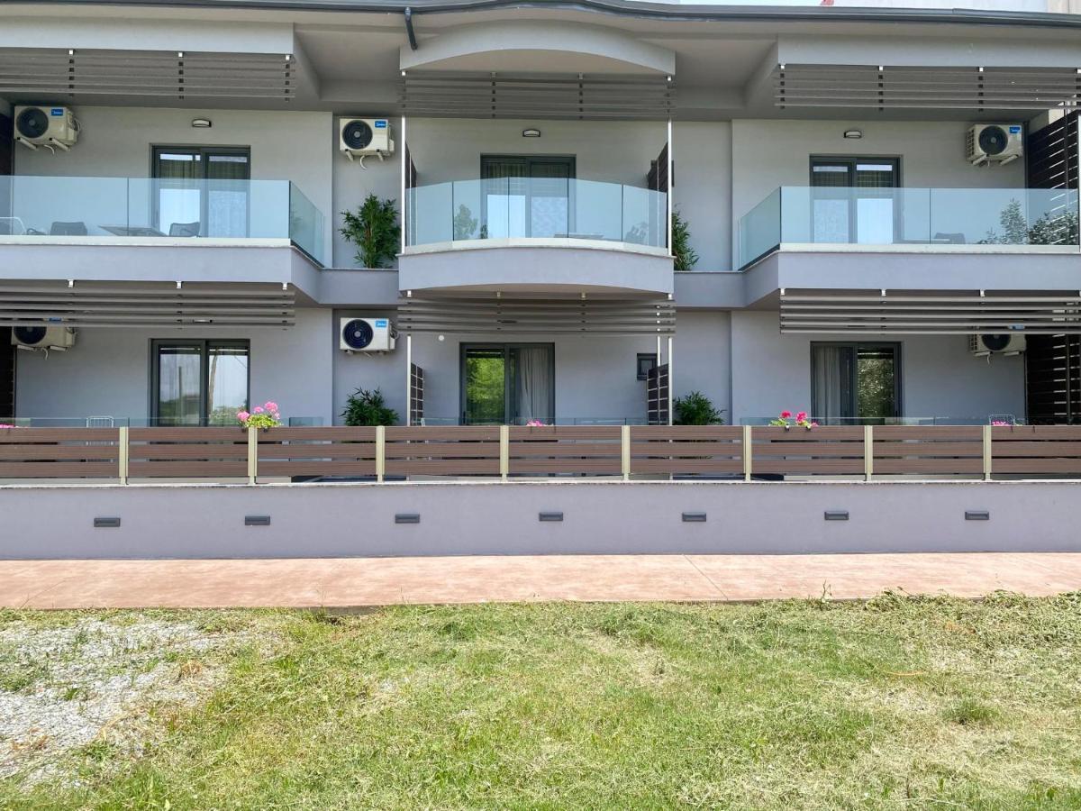 Levanda Suites Paralia Katerinis Exterior photo